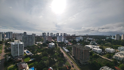 Apartamento En Punta Del Este, Brava | Parolin Propiedades Ref:3618- Ref: 3618