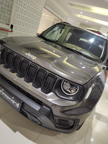 Imagen 10 de 15 de Renegade Sport 1.8l Manual 5 4x2 $