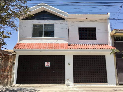 Casa En Venta En Blvd. Delta #2913, Col. Desarrollo El Potrero, León, Gto.