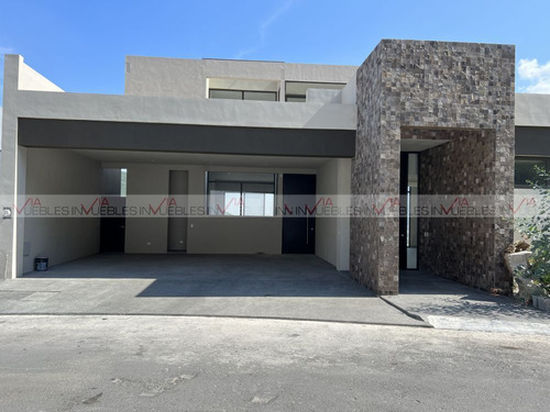 Venta Casa Loma Bonita En Monterrey