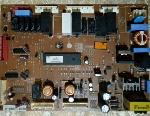 Tarjeta De Nevera LG 6871 Jb1440 Solo Una Semana De Uso. (Usado)