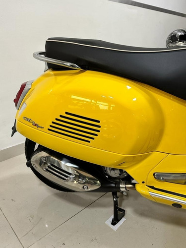 Imagen 7 de 15 de Vespa Super 300 Hpe Scooter Retro Permutas Bbva Tasa 0 %