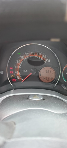 Imagem 6 de 8 de Fiat Uno 2012 1.0 Vivace Flex 3p