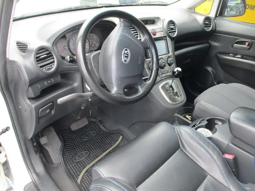 Kia Carens EX 2000CC AT AA