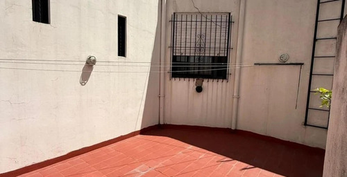 Ph En Venta - 4 Dormitorios 2 Baños - La Matanza
