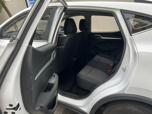 MG Zs STD I.5 MT AC