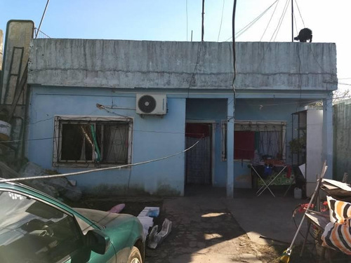 Imagen 2 de 9 de Propiedad Con Casa Y Departamentos, Hay Facilidades De Pago