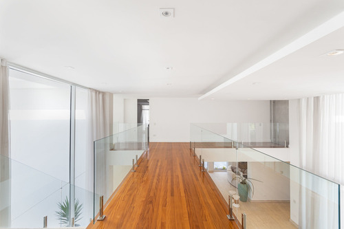 Casa À Venda Tamboré 01 - Moderna - Cnc1501