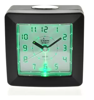 Reloj Despertador Europa Cubo Luz Led Acrílico Alarma 8601