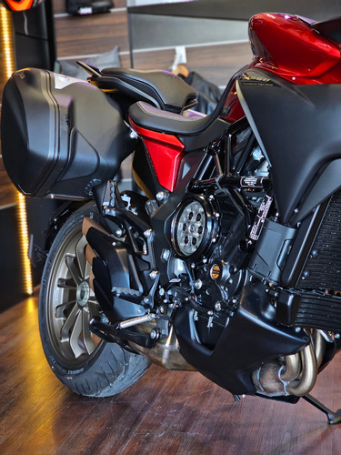 Imagen 11 de 25 de Mv Agusta Turismo Veloce Lusso Bordo Scs Mejor Precio Contad