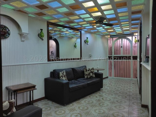 Imagen 9 de 29 de Venta De Cómoda Casa En Macaracuay / Ofc 22-19302