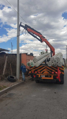 Imagen 6 de 10 de Renta De Grua Articulada Con Canastilla