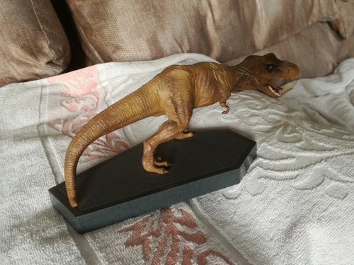 Jurassic Park / Dinosaurio T-rex. 25 Cms Largo (Usado)