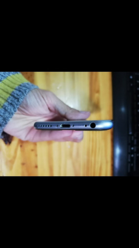 Permuto iPhone 6 64 Gb Libre De Icloud