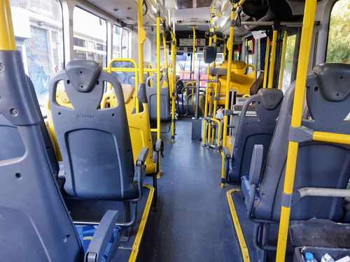 Midi Urbano Caio Apache Vip Mercedes-benz Of 1519 2017 +ar