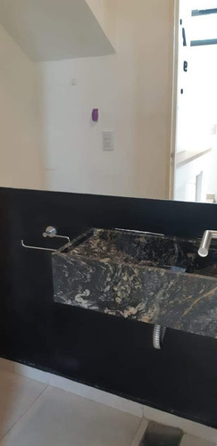 Bajo Palermo Casa 2 Dormitorios A La Venta Cochera