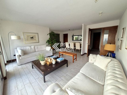 Casa Vende/en Condominio