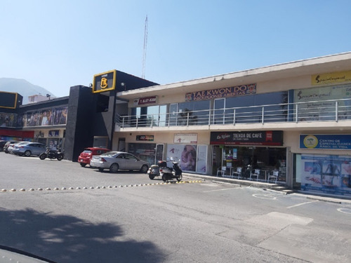 Imagen 3 de 9 de Local Plaza Comercial En Renta, Guadalupe, Nuevo León