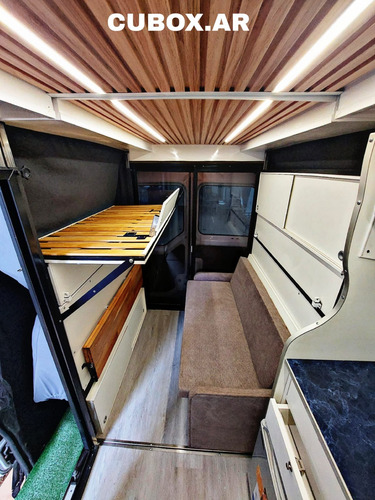 Es Furgon Y Motorhome A La Vez
