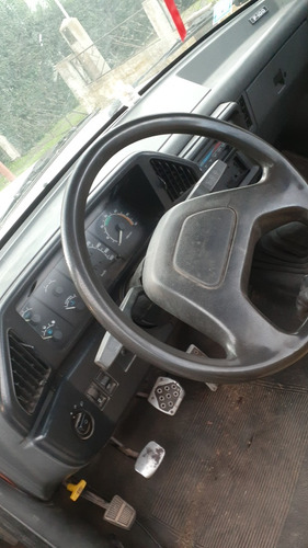 Ford F-100 4.9i