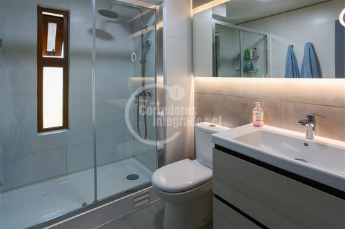 Departamento En Venta De 3 Dorm. En Vitacura