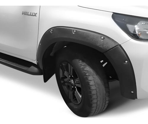 Fenders C/agujeros Maxliner Toyota Hilux Revo 2016+ Negro