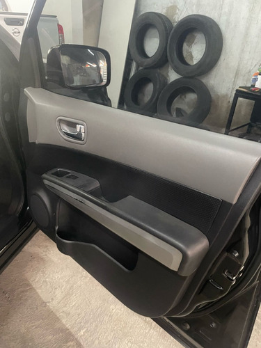 Nissan X-Trail 2.5 Visia 6mt
