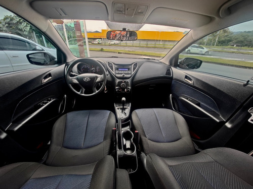 Imagem 14 de 15 de Hb20 1.6 Comfort Style 2013 Automático