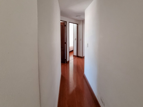 Imagen 9 de 13 de Venta Oportunidad Apartamento Remodelado Mazuren
