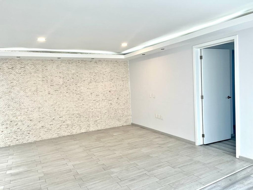Residencia Avaluo Superior Privada Status En Metepec