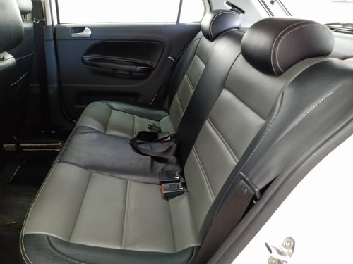 Imagem 11 de 12 de Volkswagen Gol 1.6 Mi 8v Flex 4p Manual G.vi