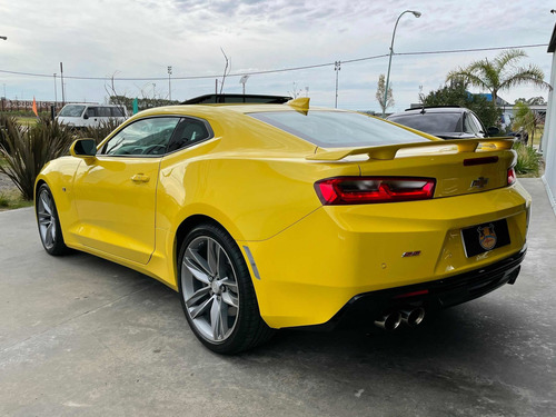 Chevrolet Camaro Six Ss 2017