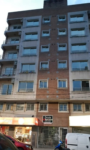 Departamento En Alquiler En Moron Centro