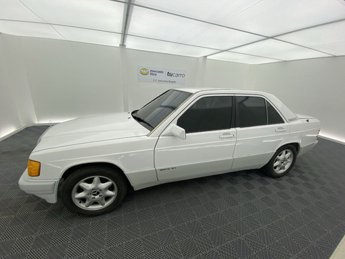 Imagen 6 de 25 de Mercedes Benz 190 E 2.6