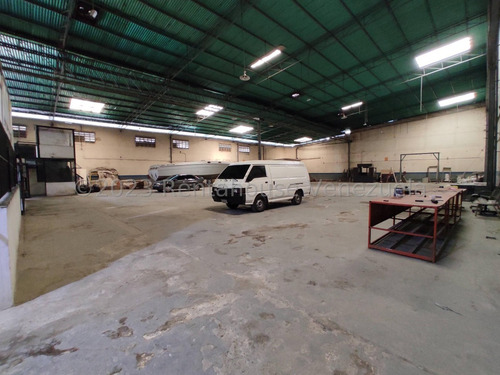 Galpón En Alquiler Comercial Industrial Almacén Bodega Excelente Zona Fácil Acceso Cuenta Con Amplias Bodegas Para Almacenamiento Nela 23-32296