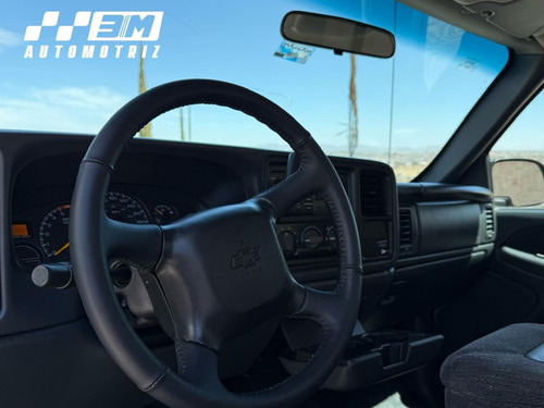 Chevrolet Cheyenne 5.3 2500 Cab Reg K 295hp 4x2 Mt