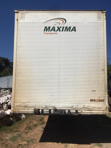 Imagem 2 de 15 de Carreta Baú
