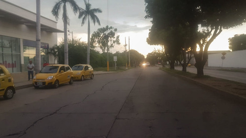 Imagen 3 de 10 de Local Mayales Valledupar Cesar 72400365