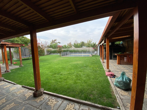Casa Cond Los Robles 4 Dor + 4 Bañ + 4 Est + Pisci 700/140m2