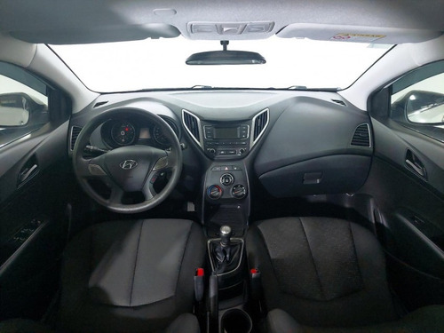 Imagem 14 de 15 de 168986 - Hyundai Hb20 2019 Com Garantia