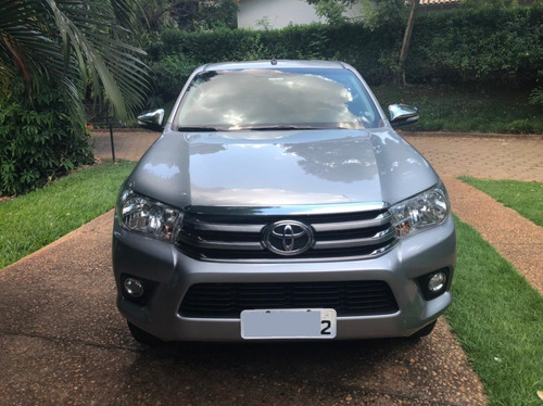 Hilux Cd Srv 4x2 2.7 Flex Automatica 2017 /2017 Prata Veja