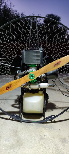 Imagen 4 de 9 de Paramotor Sky Energi 110s