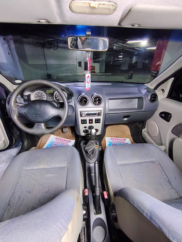 Renault Logan Sincrónico 2008