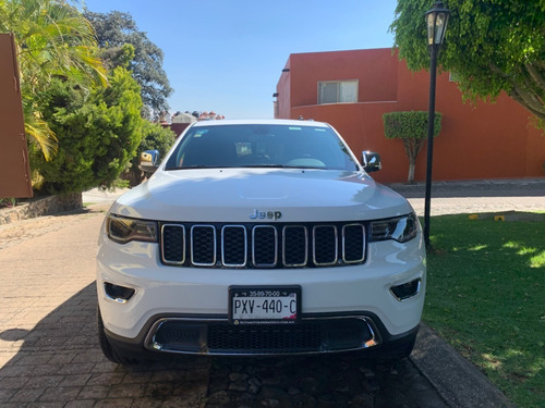 Imagen 1 de 14 de Jeep Grand Cherokee 2021