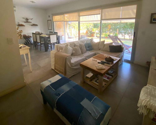 Imagen 2 de 22 de Impecable 3 Ambientes Amoblado Con Jardín