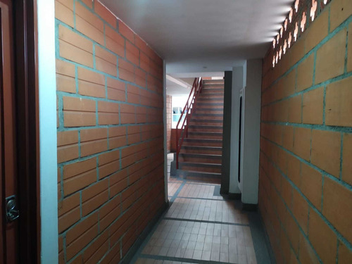 Imagen 7 de 20 de Vendo Apartamento En El Barrio Cristobal La America Piso 3°
