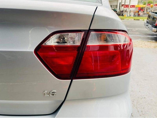Imagem 9 de 15 de Volkswagen Voyage 1.6 Mi City 8v Flex 4p Manual