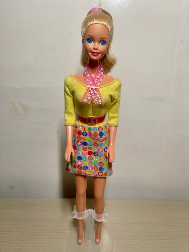 Barbie Art Teacher (Usado)