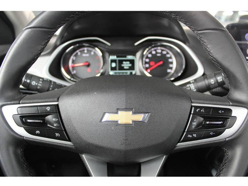 Imagem 8 de 15 de Chevrolet Onix Plus 10t At Pr1
