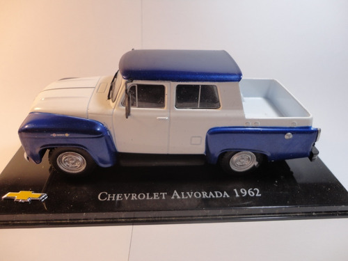 Ixo 1962 Chevrolet Alvorada Doble Cabina Escala 1/43